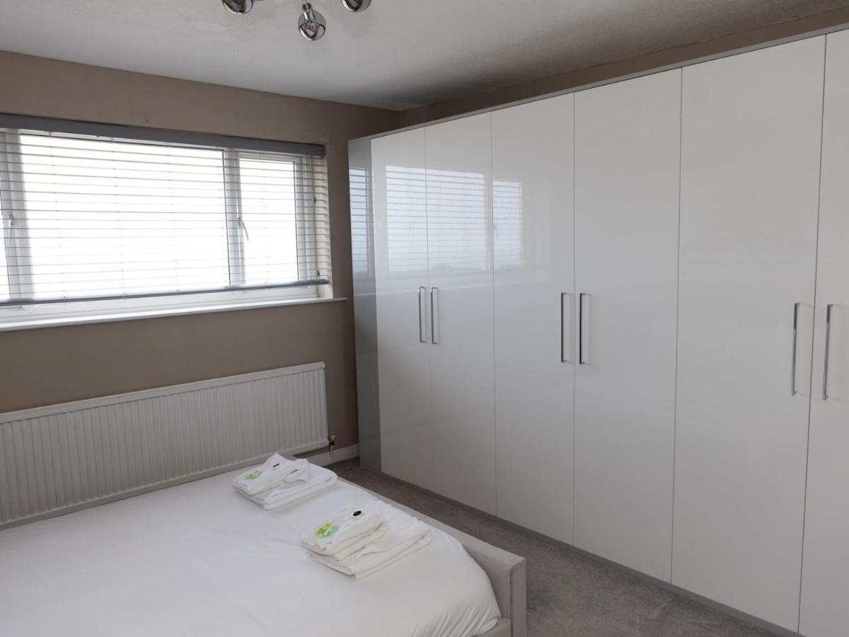Pass The Keys Amazing 4 Bedroom Property- Hot Tub & Sea Views Scarborough Eksteriør billede