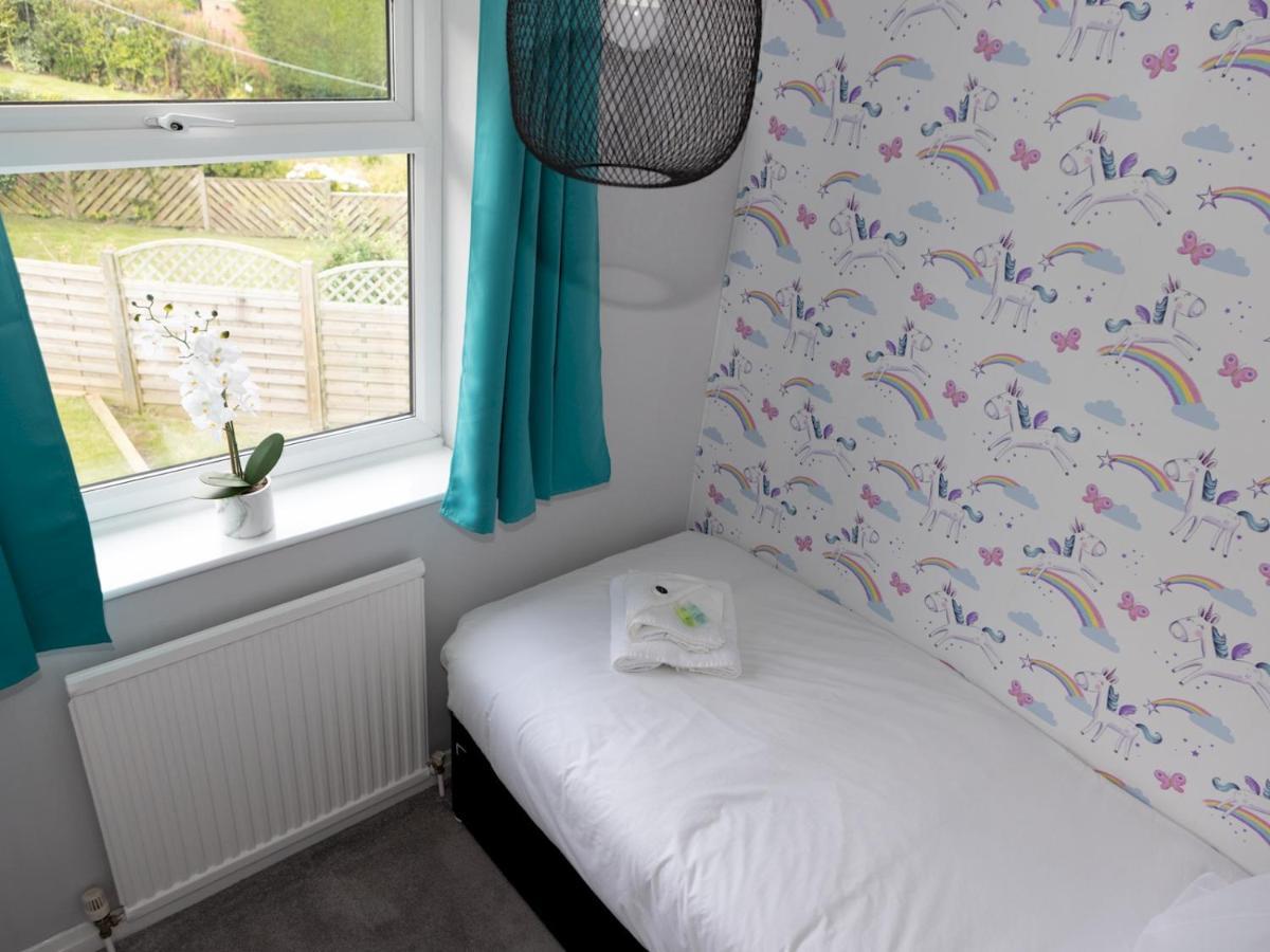 Pass The Keys Amazing 4 Bedroom Property- Hot Tub & Sea Views Scarborough Eksteriør billede