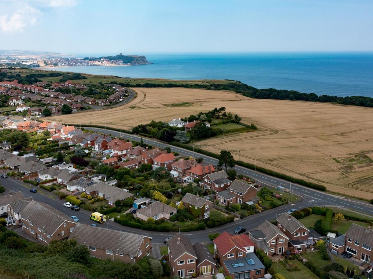 Pass The Keys Amazing 4 Bedroom Property- Hot Tub & Sea Views Scarborough Eksteriør billede